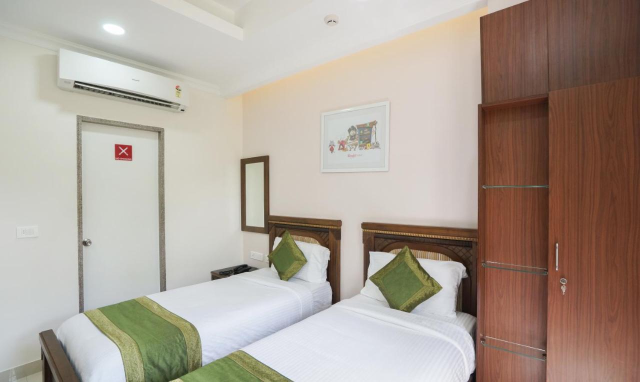 Treebo Trend Madras Inn Екстериор снимка