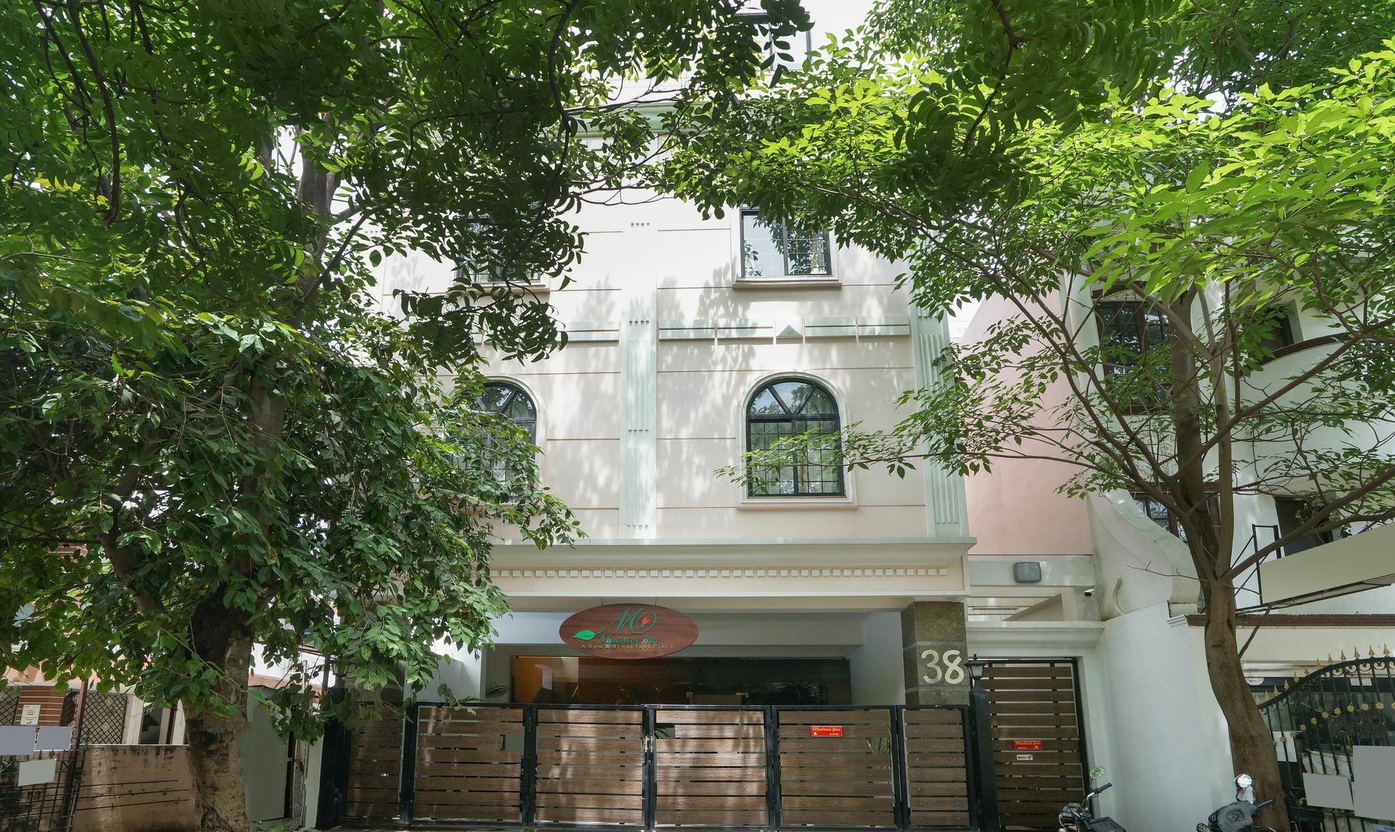 Treebo Trend Madras Inn Екстериор снимка